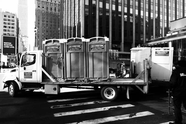 Best Portable toilet rental cost  in Iron River, MI